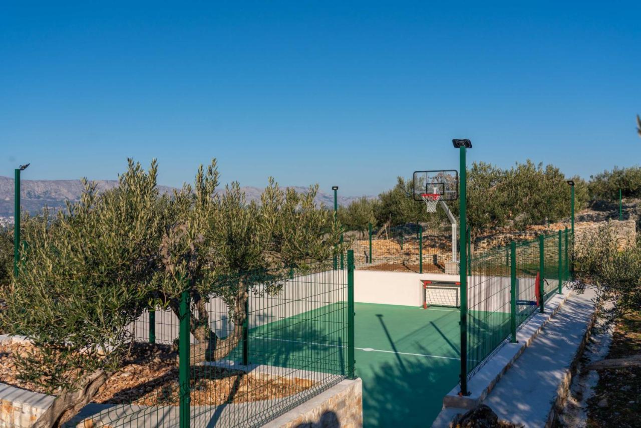 Heritage Holiday House Lori With Pool Постира Екстериор снимка