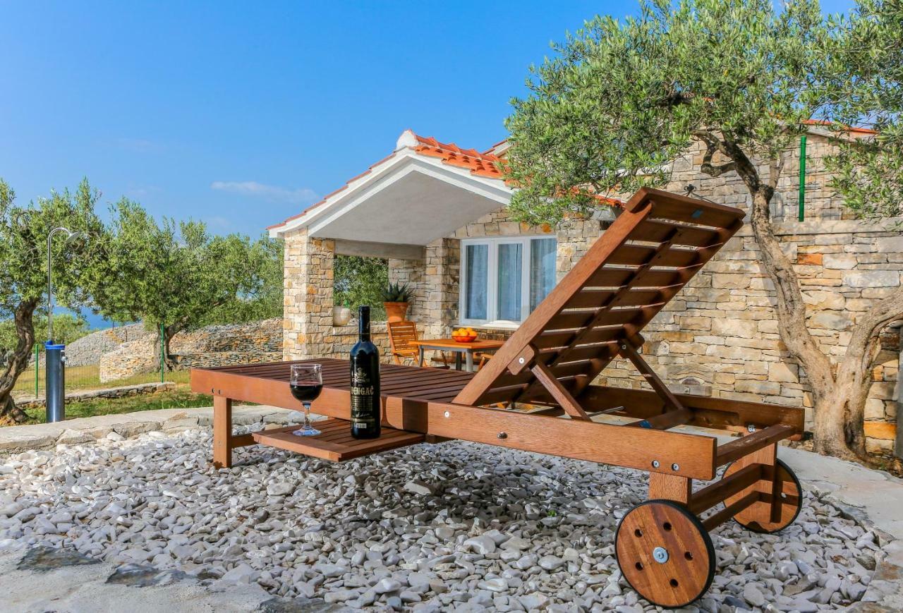 Heritage Holiday House Lori With Pool Постира Екстериор снимка