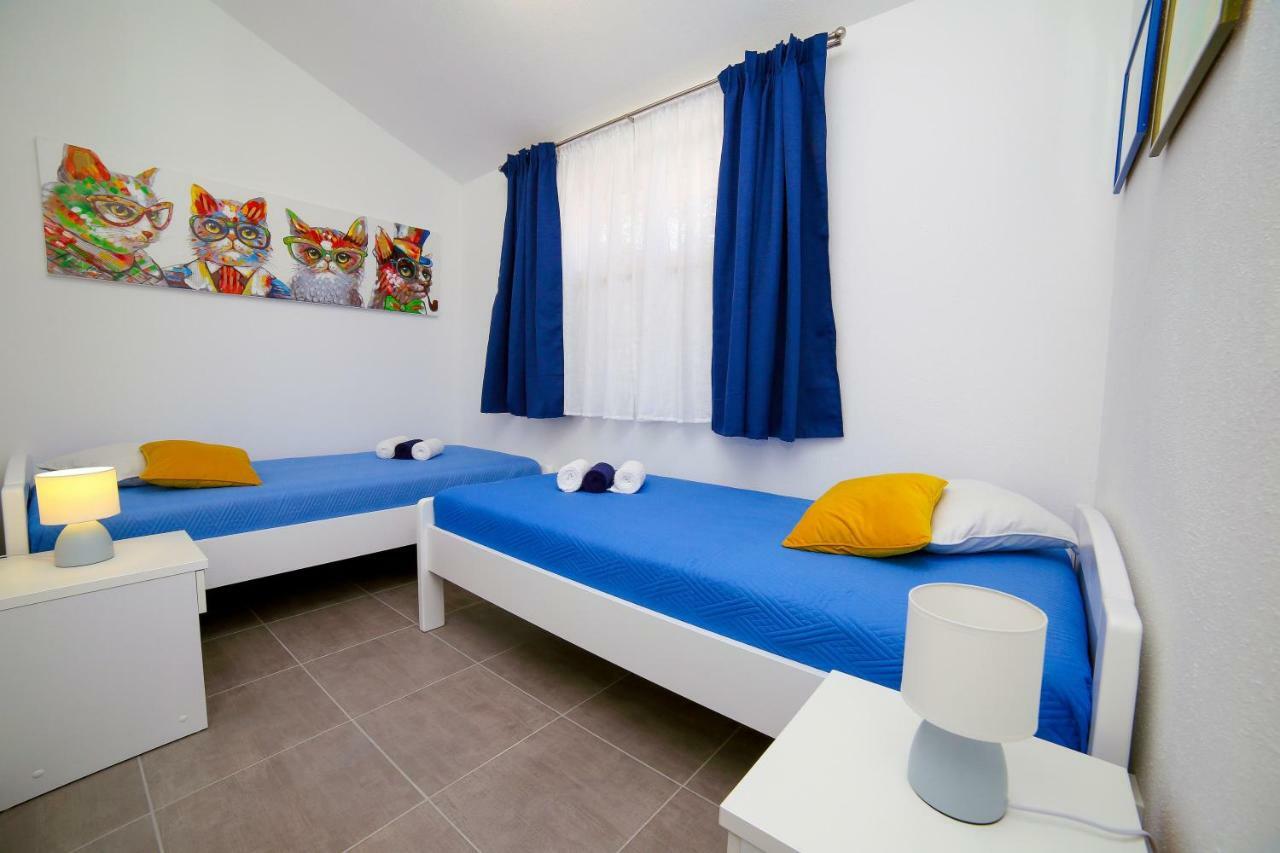 Heritage Holiday House Lori With Pool Постира Екстериор снимка