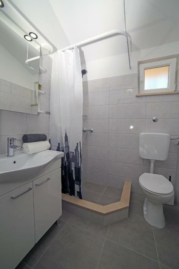 Heritage Holiday House Lori With Pool Постира Екстериор снимка